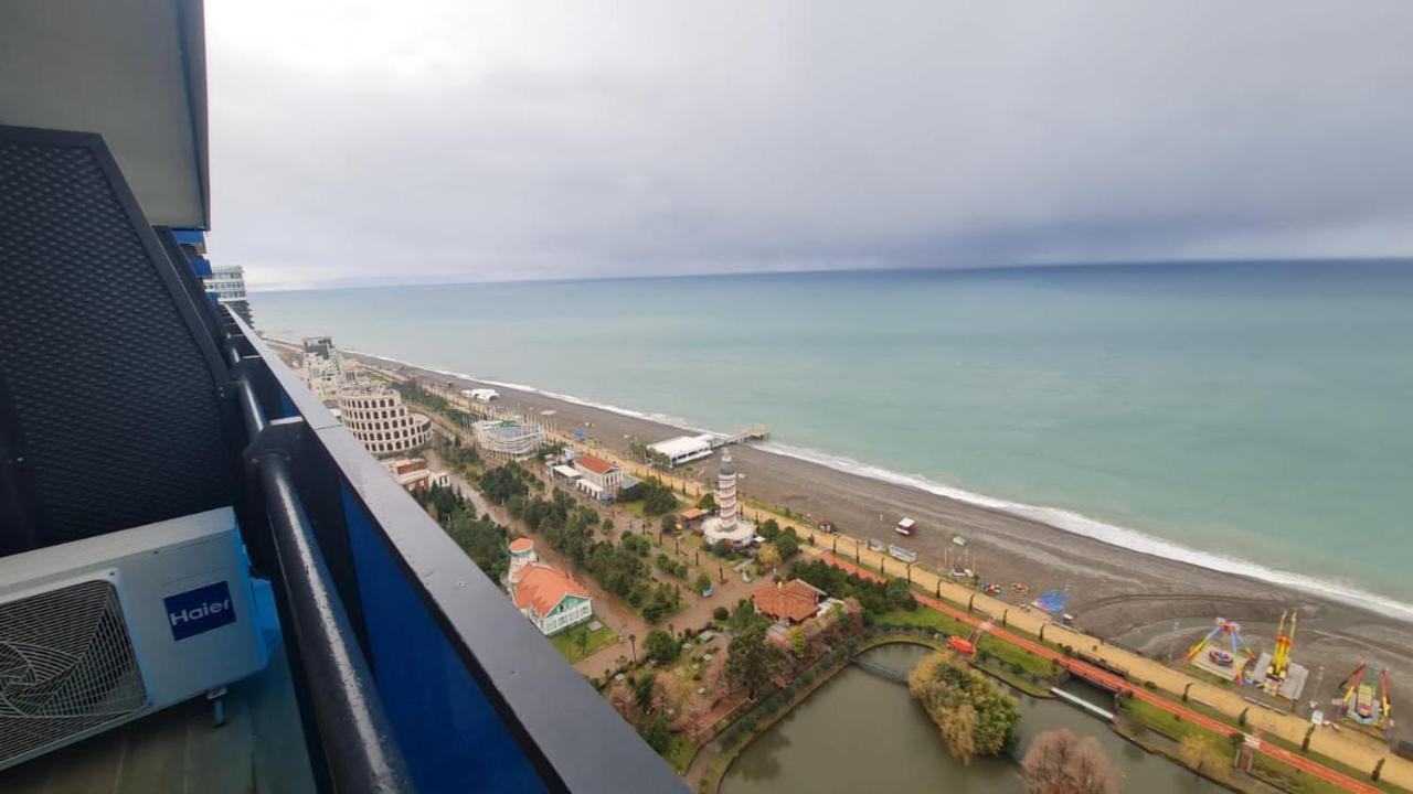 Orbi City Batumi Exterior photo